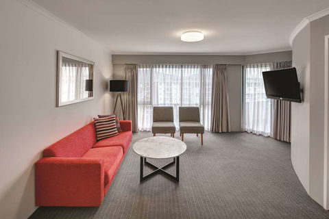 Adina Serviced Apartments James Court - Coogee Beach Accommodation 4