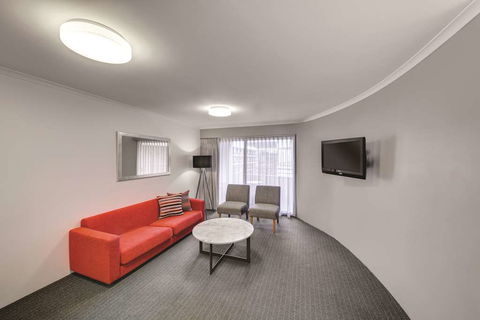 Adina Serviced Apartments James Court - Coogee Beach Accommodation 12