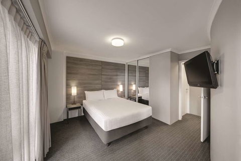 Adina Serviced Apartments James Court - Coogee Beach Accommodation 13