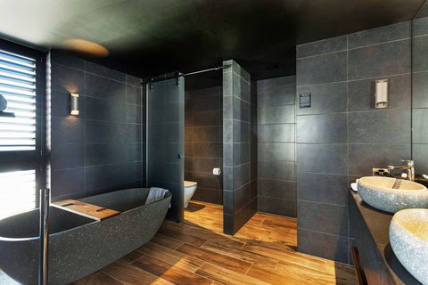 Macq 01 Hotel - Coogee Beach Accommodation 4