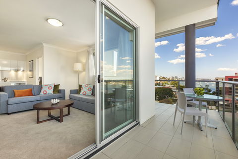 Quest Breakfast Creek - Coogee Beach Accommodation 2