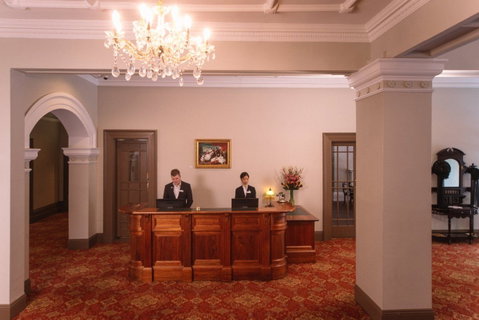 Hadley's Orient Hotel - Coogee Beach Accommodation 1