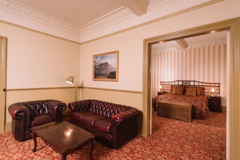 Hadley's Orient Hotel - Coogee Beach Accommodation 7