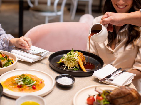 Novotel Sydney International Airport - Coogee Beach Accommodation 12