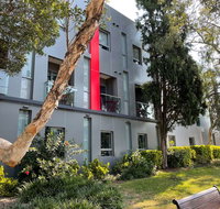 Best Western Plus Camperdown Suites - Coogee Beach Accommodation