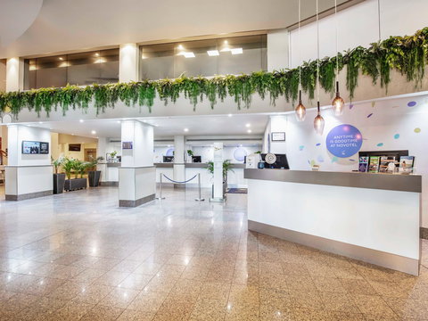 Novotel Surfers Paradise - Coogee Beach Accommodation 12