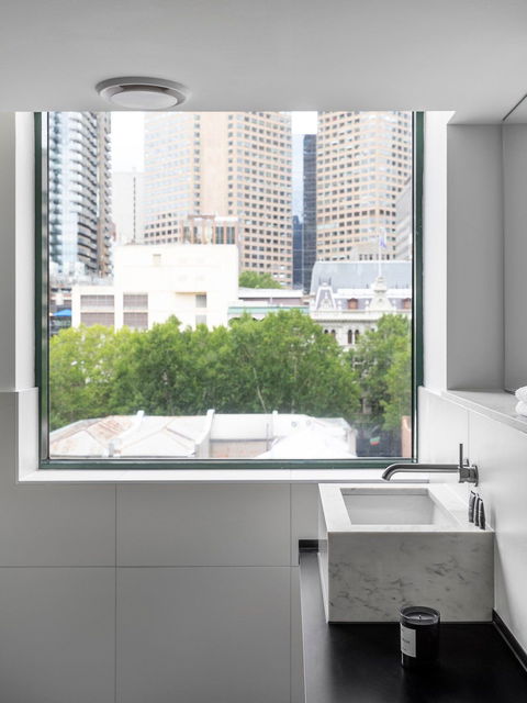 Lancemore Crossley St Melbourne - Coogee Beach Accommodation 9