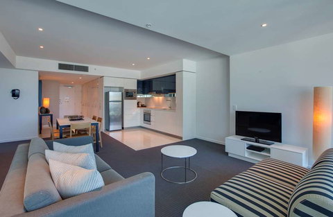 Hilton Surfers Paradise Hotel - Coogee Beach Accommodation 16