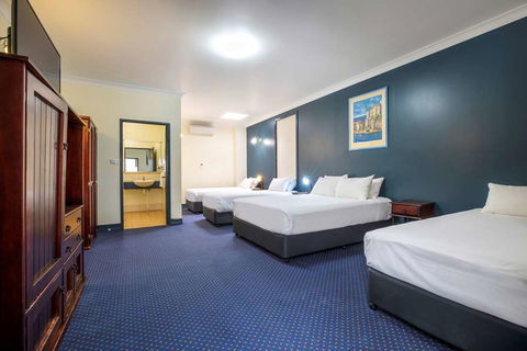 Atherton Hotel - Coogee Beach Accommodation 7
