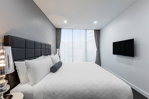 Meriton Suites Church Street, Parramatta - Coogee Beach Accommodation 4