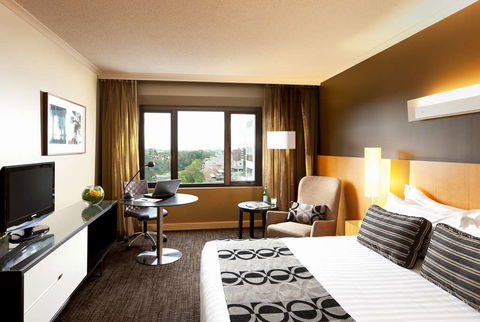 PARKROYAL Parramatta - Coogee Beach Accommodation 4