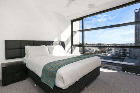 Arise Soda - Coogee Beach Accommodation 8