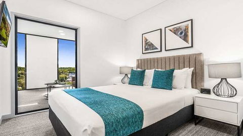 Essence Suites Taringa - Coogee Beach Accommodation 4