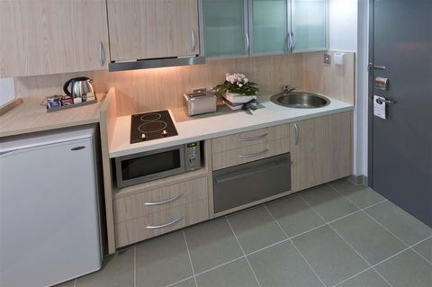 Jephson Hotel - Coogee Beach Accommodation 4