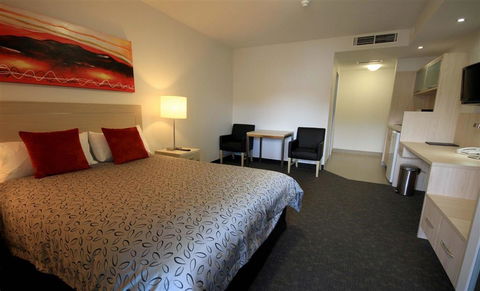 Jephson Hotel - Coogee Beach Accommodation 8
