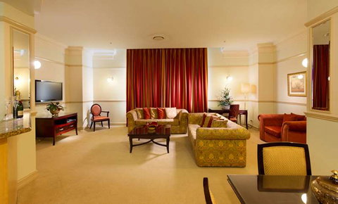 Royal Albert Hotel - Coogee Beach Accommodation 9