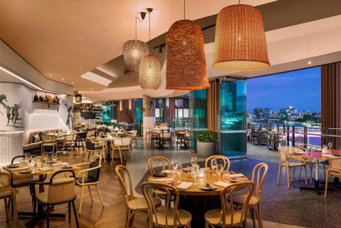 W Brisbane - Coogee Beach Accommodation 9