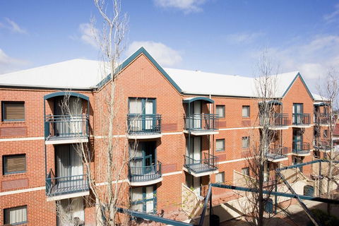 BreakFree Adelaide On Hindley - Coogee Beach Accommodation 0