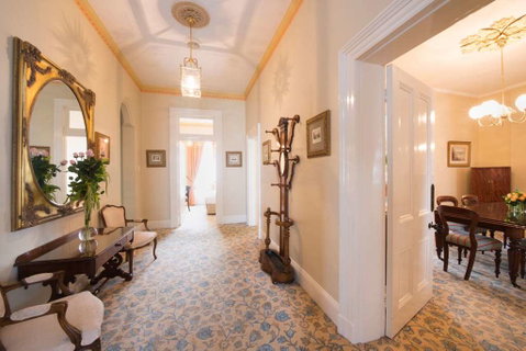 The Hotel Windsor - Coogee Beach Accommodation 9