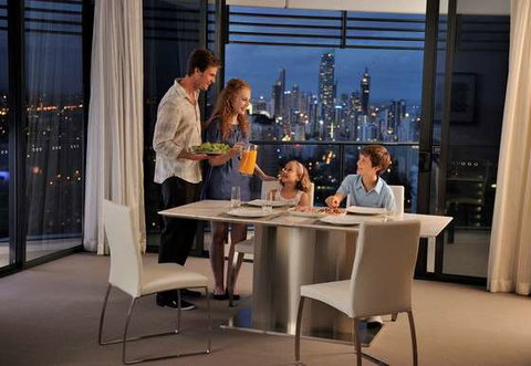 Peppers Broadbeach - Coogee Beach Accommodation 4