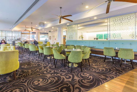 Wyndham Surfers Paradise Resort - Coogee Beach Accommodation 12