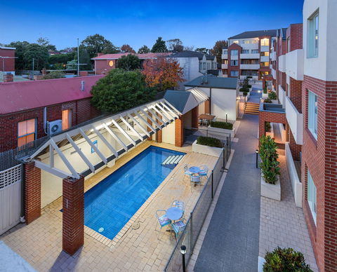 Aligned Corporate Residences Kew - Coogee Beach Accommodation 5