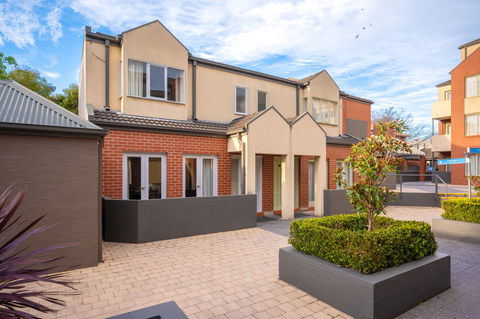 Aligned Corporate Residences Kew - Coogee Beach Accommodation 13
