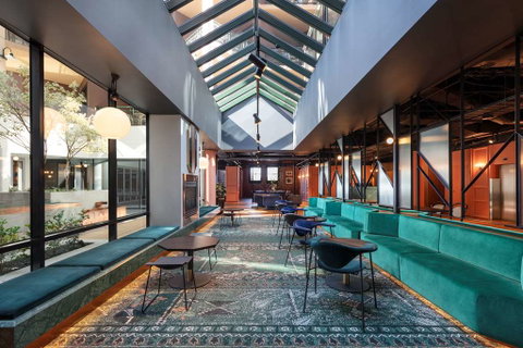 Amora Hotel Riverwalk Melbourne - Coogee Beach Accommodation 4