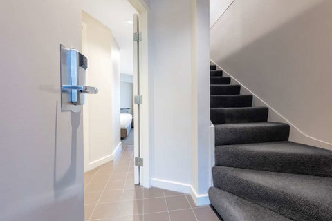 Amora Hotel Riverwalk Melbourne - Coogee Beach Accommodation 8
