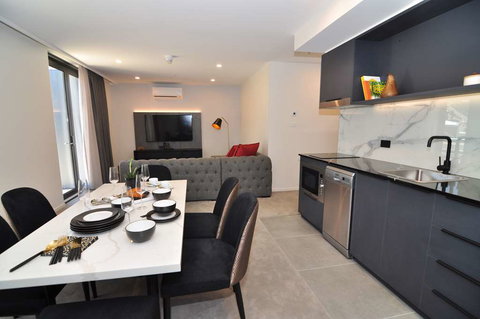 Deco Hotel - Coogee Beach Accommodation 6