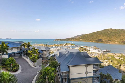 Club Wyndham Airlie Beach - Coogee Beach Accommodation 2