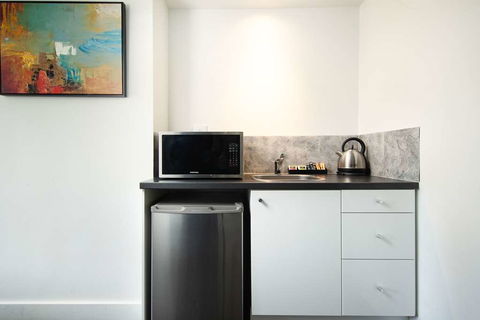 Comfort Hotel East Melbourne - Coogee Beach Accommodation 13