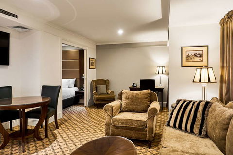 Stamford Plaza Melbourne - Coogee Beach Accommodation 15