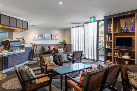 View Brisbane - Coogee Beach Accommodation 1