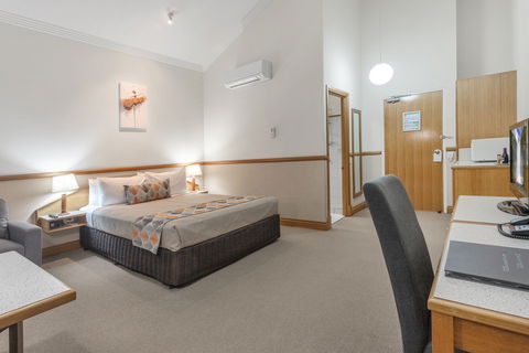 The Airport International Motel - Coogee Beach Accommodation 4