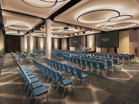 Sofitel Sydney Darling Harbour - Coogee Beach Accommodation 8