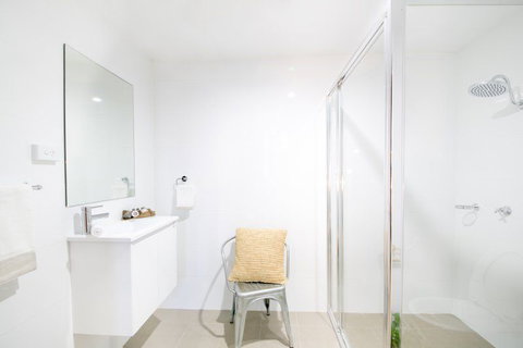 The Urban Newtown - Coogee Beach Accommodation 2