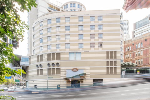Seasons Darling Harbour - Coogee Beach Accommodation 0