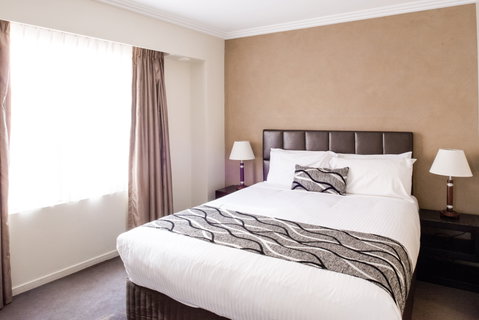 Seasons Darling Harbour - Coogee Beach Accommodation 6