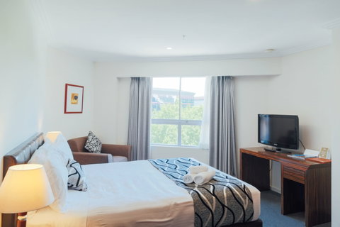Seasons Darling Harbour - Coogee Beach Accommodation 13
