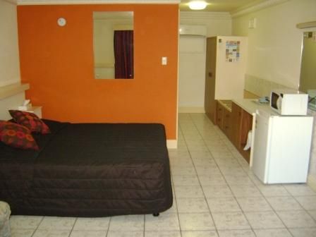 Alice Springs Airport Motel - Coogee Beach Accommodation 1