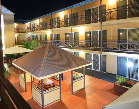 Aurora Alice Springs - Coogee Beach Accommodation 4