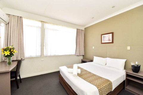 Diplomat Motel Alice Springs - Coogee Beach Accommodation 1