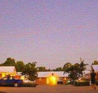 Emerald Maraboon Motor Inn - Coogee Beach Accommodation