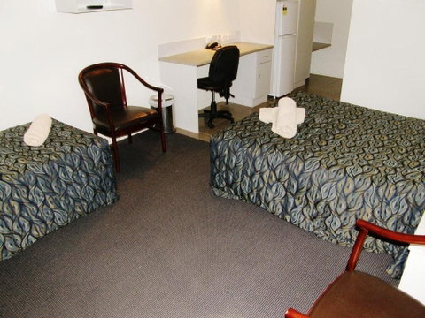 Western Gateway Motel - Coogee Beach Accommodation 4