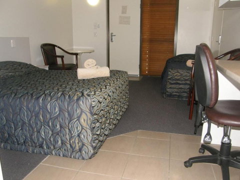 Western Gateway Motel - Coogee Beach Accommodation 11