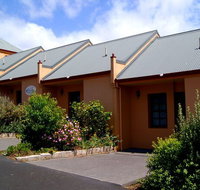 Meredith House and Mews - Coogee Beach Accommodation