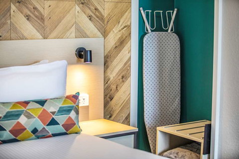 Nightcap At Sylvania Hotel - Coogee Beach Accommodation 0