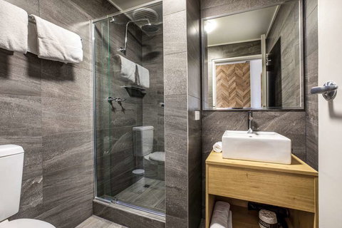 Nightcap At Sylvania Hotel - Coogee Beach Accommodation 2