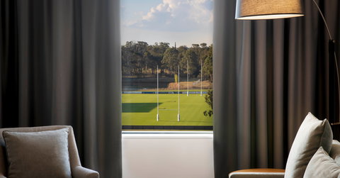 Holiday Inn St Marys - Coogee Beach Accommodation 1